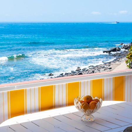 Neptuno Ocean View, Beach Line With Pool Puerto de Santiago  Kültér fotó