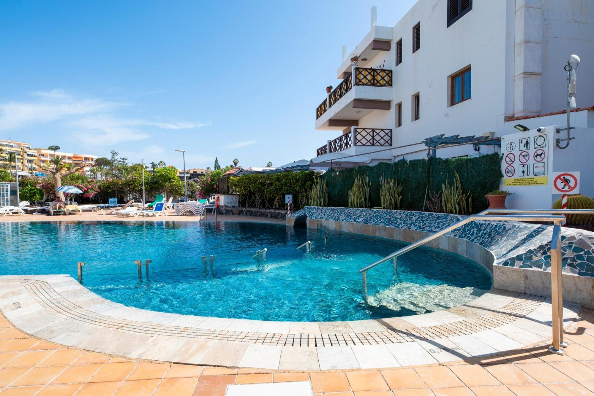 Neptuno Ocean View, Beach Line With Pool Puerto de Santiago  Kültér fotó